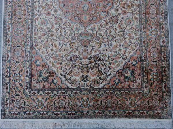 KASHMIR SILK