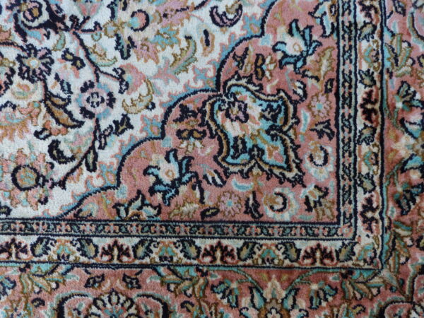 KASHMIR SILK