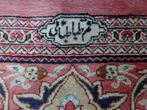 PASHM E QUM SIGNATURE